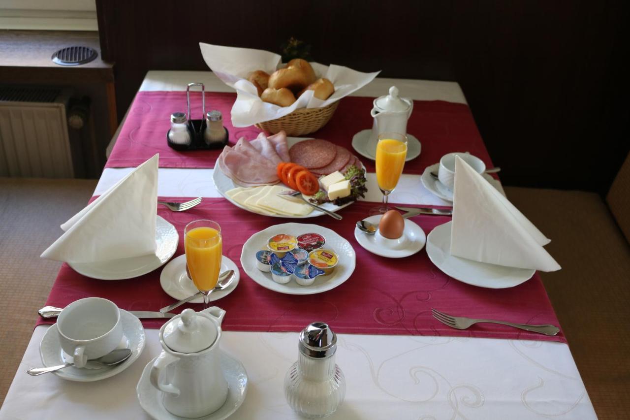 Hotel Restaurant Westfaelischer Hof Wetter  Bagian luar foto